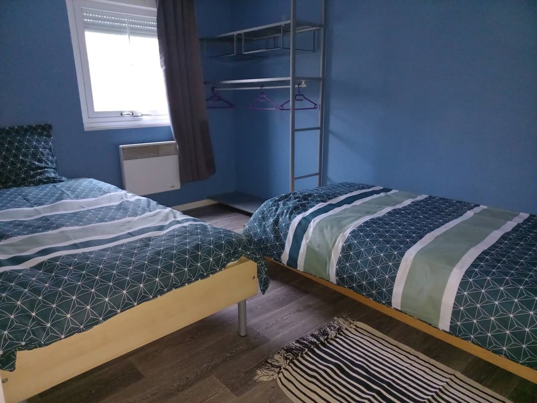 Gîte familiale avec accès à un étang privé proche d’Amiens 