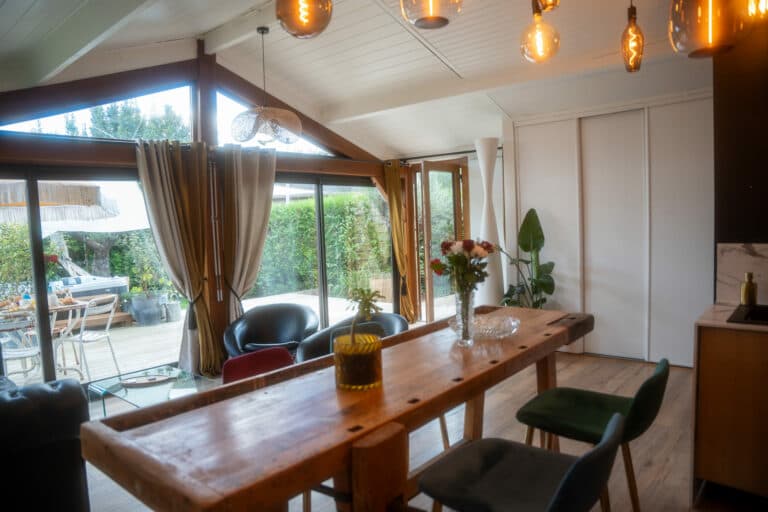 Hébergement avec spa au bord d’un étang 