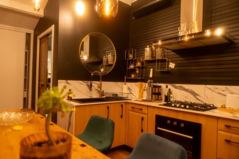 Hébergement avec spa au bord d’un étang 