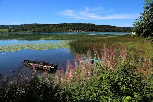 Gîte familiale au bord du lac Saint Point 