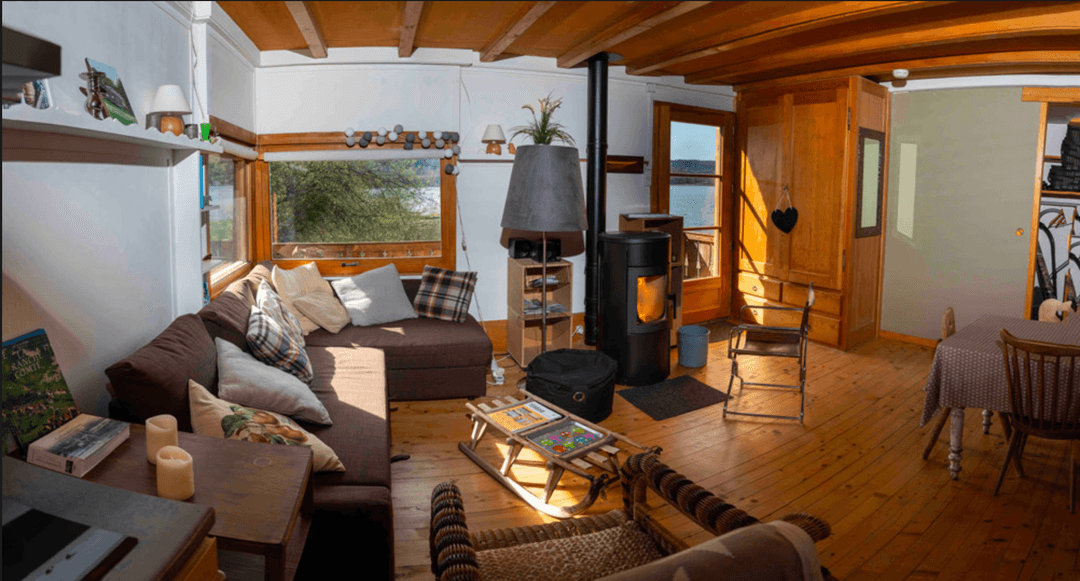 Chalet avec accès privatif au bord du lac 