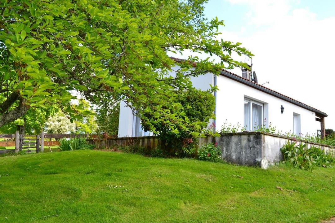 Gîte paisible au coeur de la campagne 