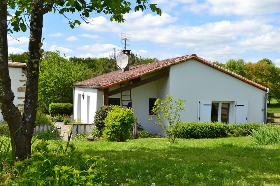 Gîte paisible au coeur de la campagne 