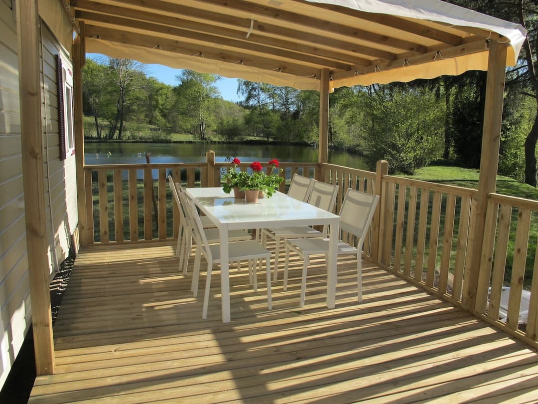 Mobile-home 6 personnes avec accès à un étang 