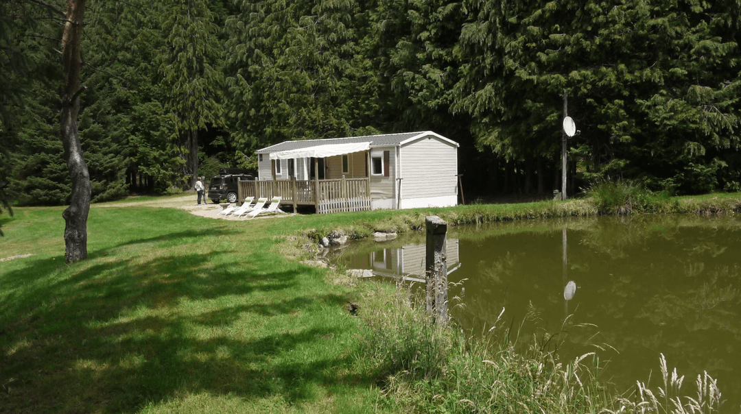 Mobile-home 6 personnes avec accès à un étang 