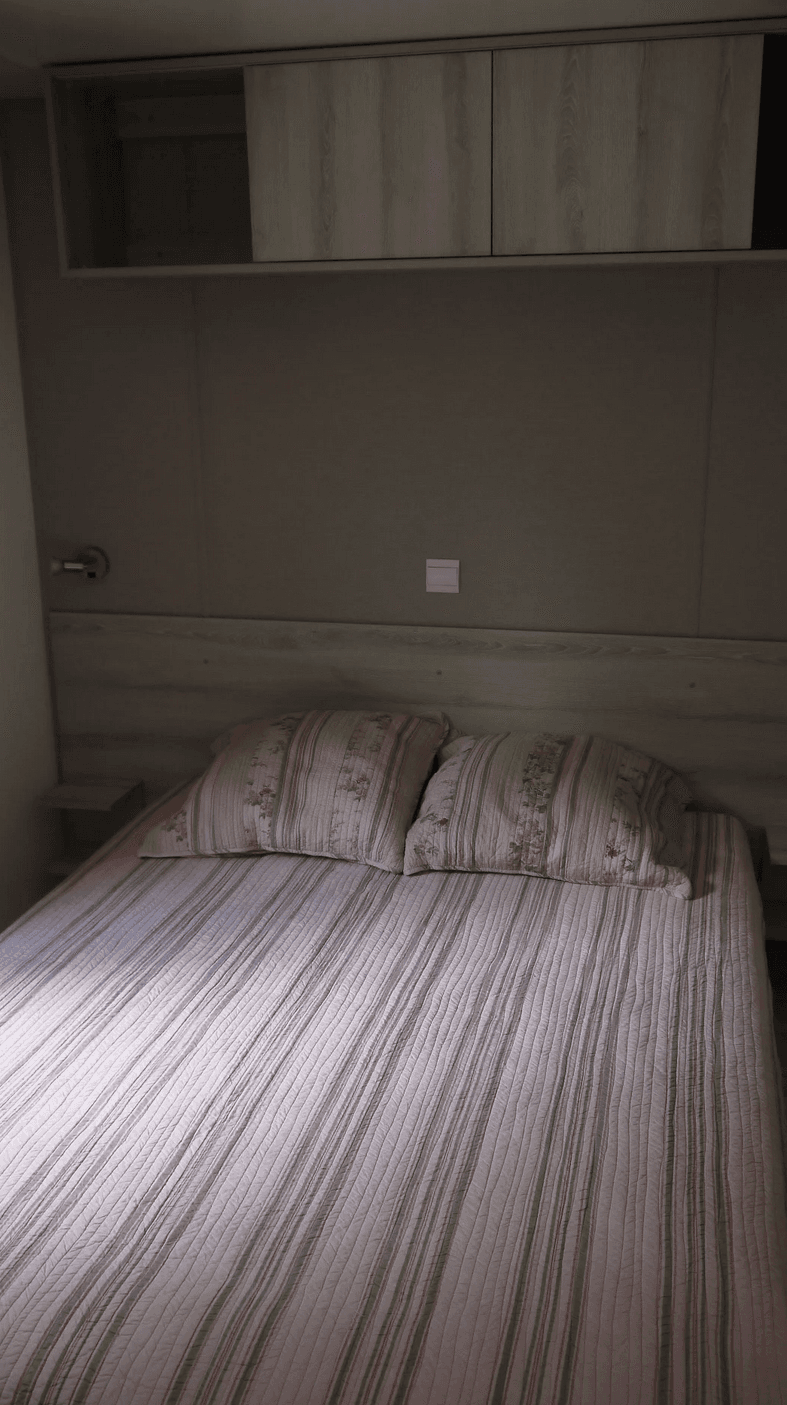 Mobile-home 6 personnes avec accès à un étang 