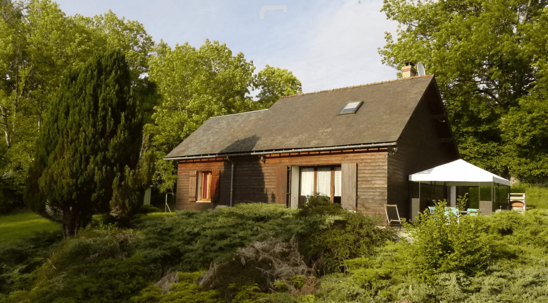 Grand chalet  avec accès à un étang privé 
