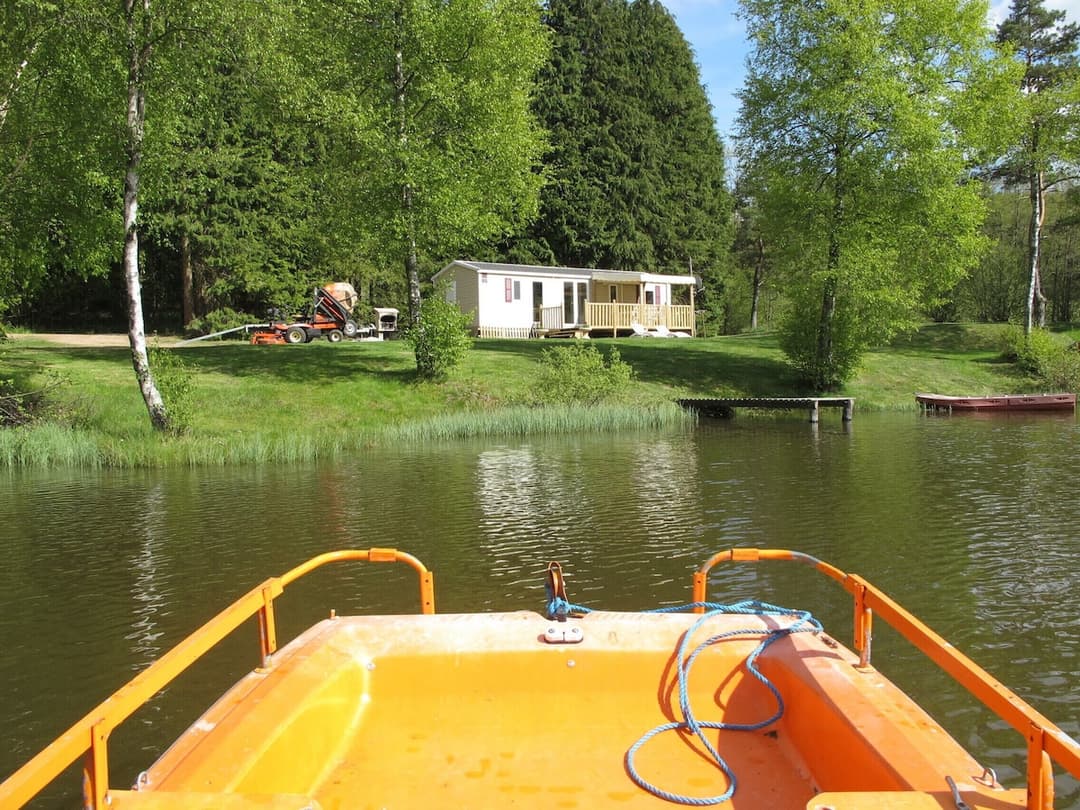 Mobile-home 6 personnes avec accès à un étang 