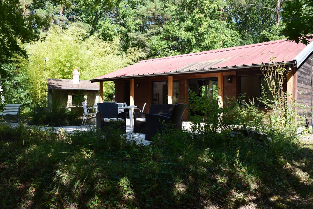 Chalet tout confort pour 4 personnes avec son étang privé 