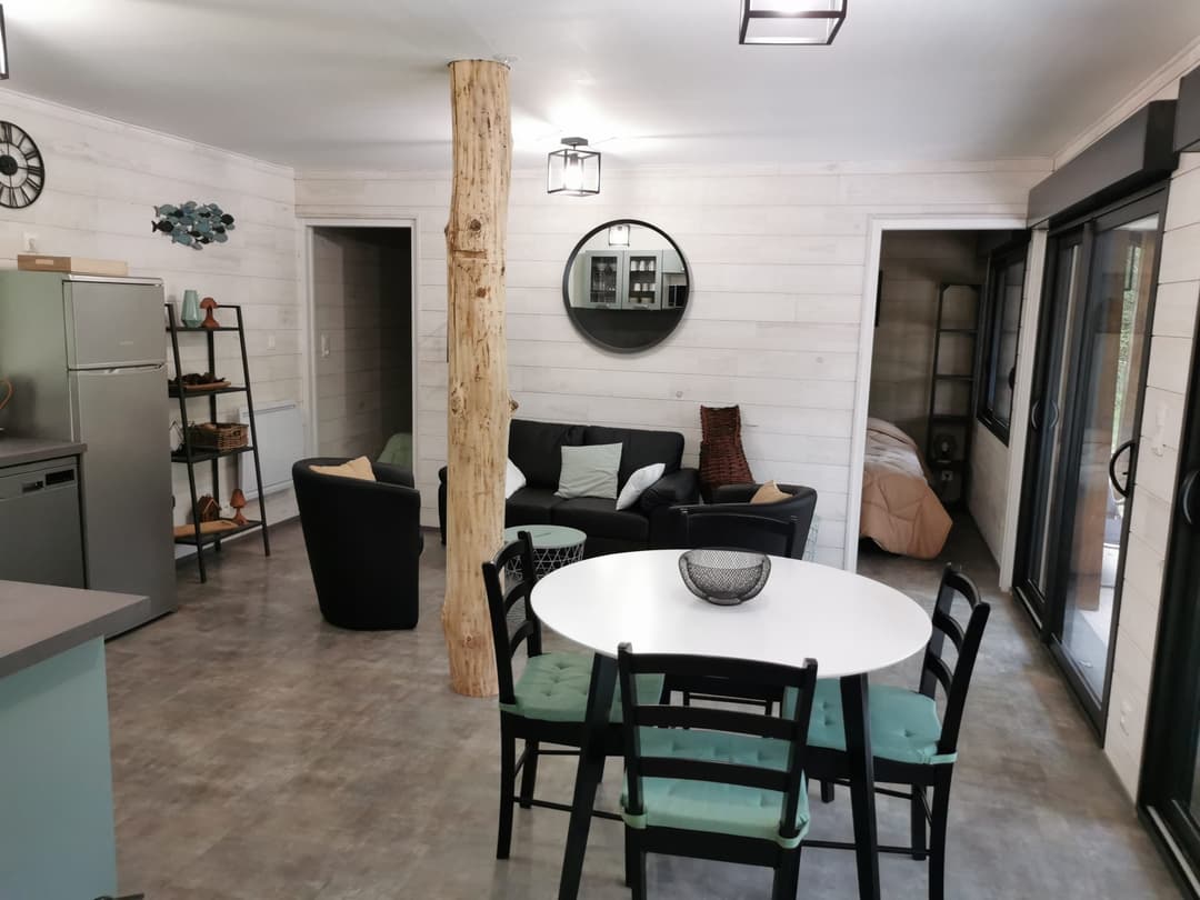 Chalet tout confort pour 4 personnes avec son étang privé 