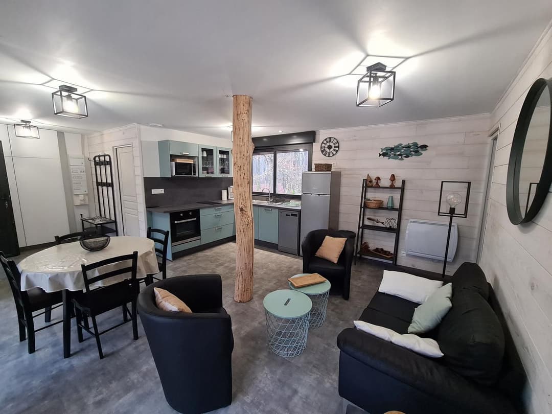 Chalet tout confort pour 4 personnes avec son étang privé 