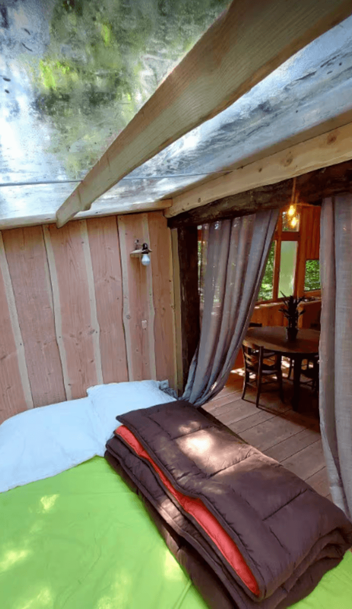 Refuge paisible avec accès privé à la rivière et un petit étang 