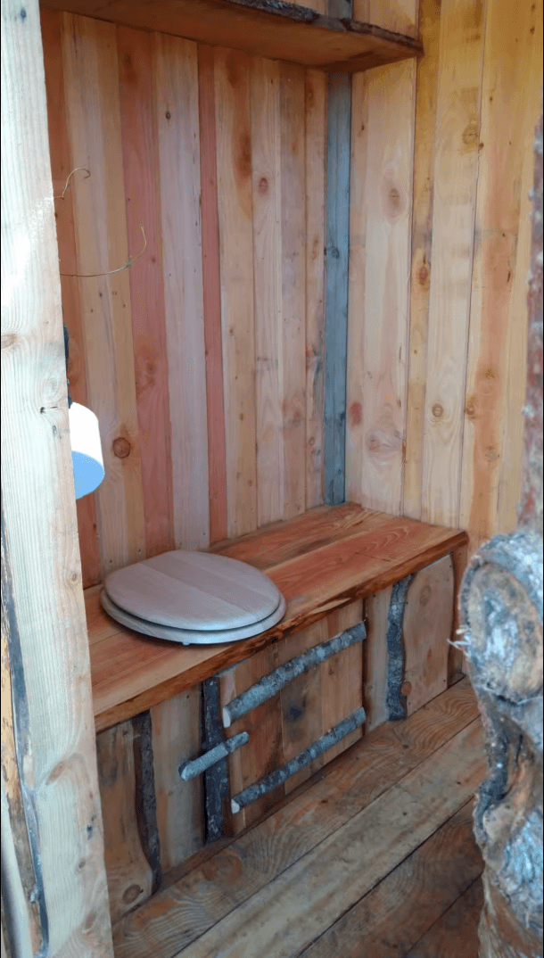 Cabane en bois avec accès privatisé sur la rivière 