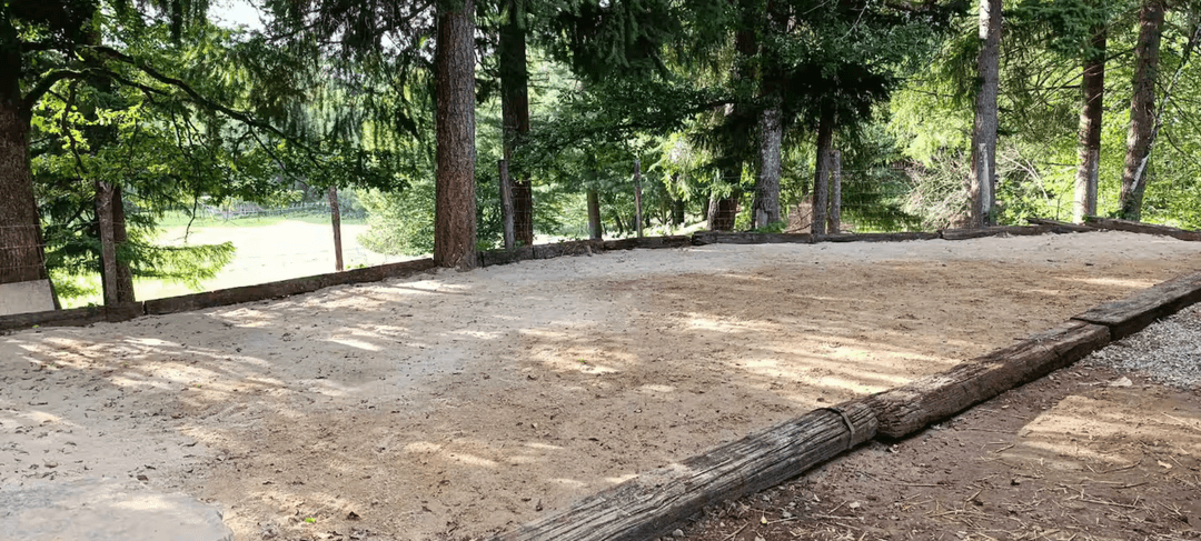 Refuge paisible avec accès privé à la rivière et un petit étang 