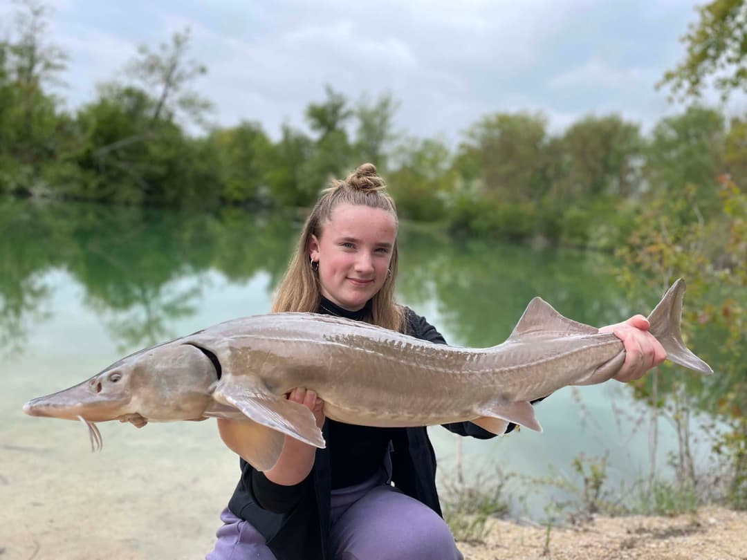 Gravière de 3 ha pour pêcher ou passer un moment dans la nature 