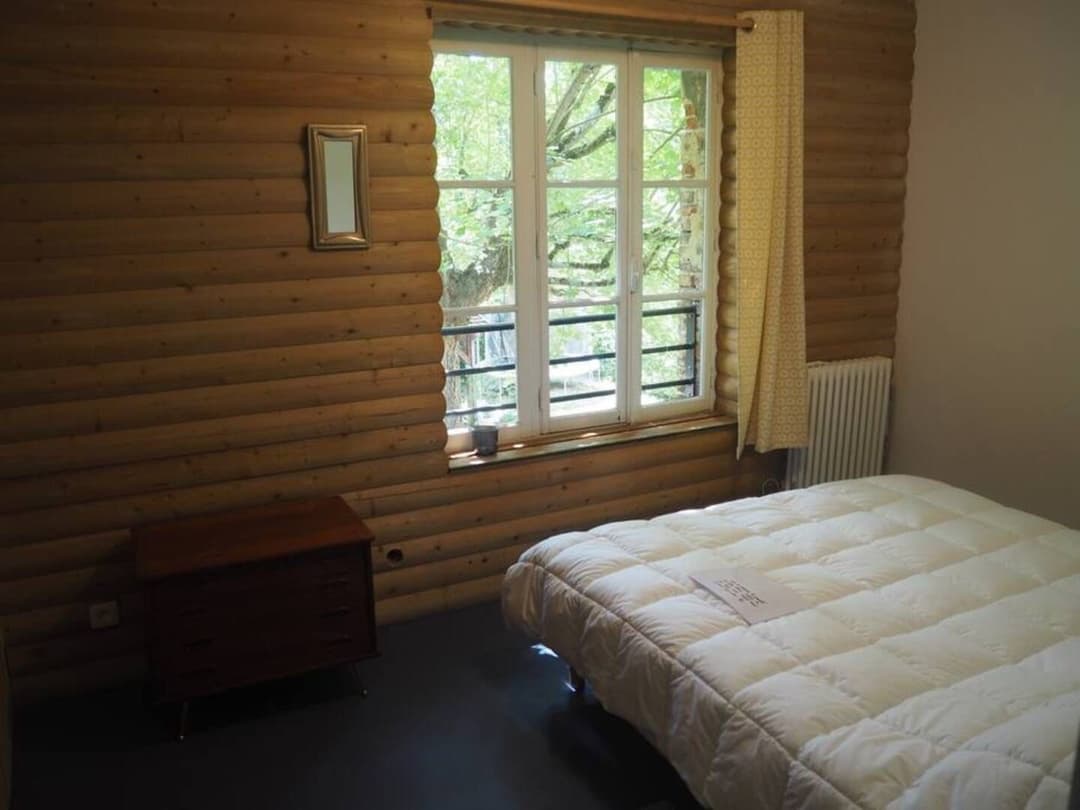 Grand gîte pour 30 personnes entre lac et forêt 
