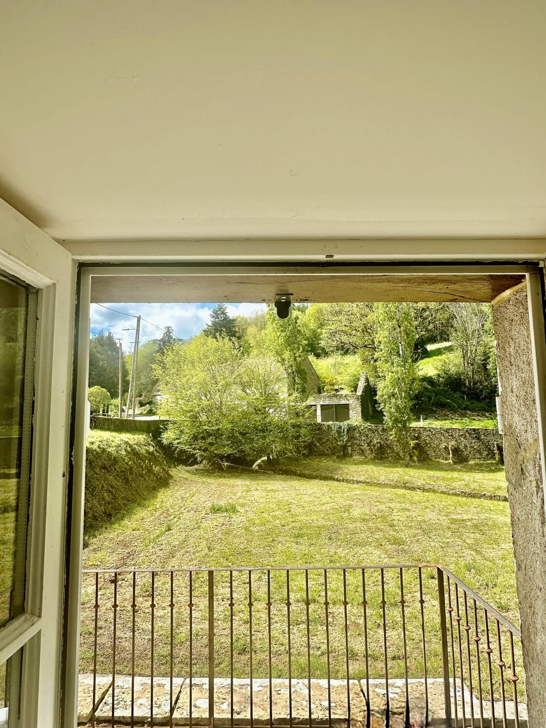 Gite dans l’ancien moulin du chateau avec étang privé de 15 ha