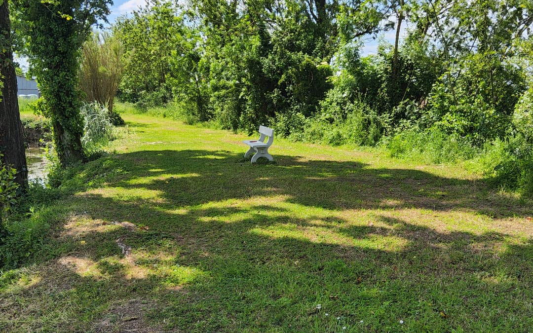Location étang avec mobil home entre mer et marais