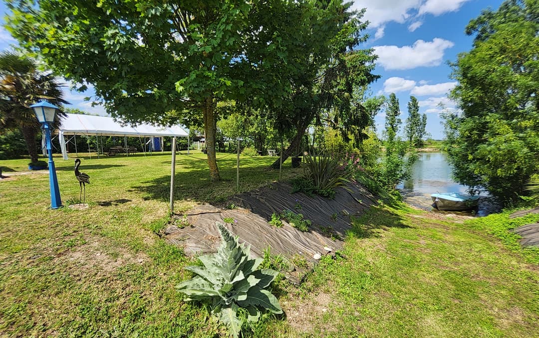 Location étang avec mobil home entre mer et marais