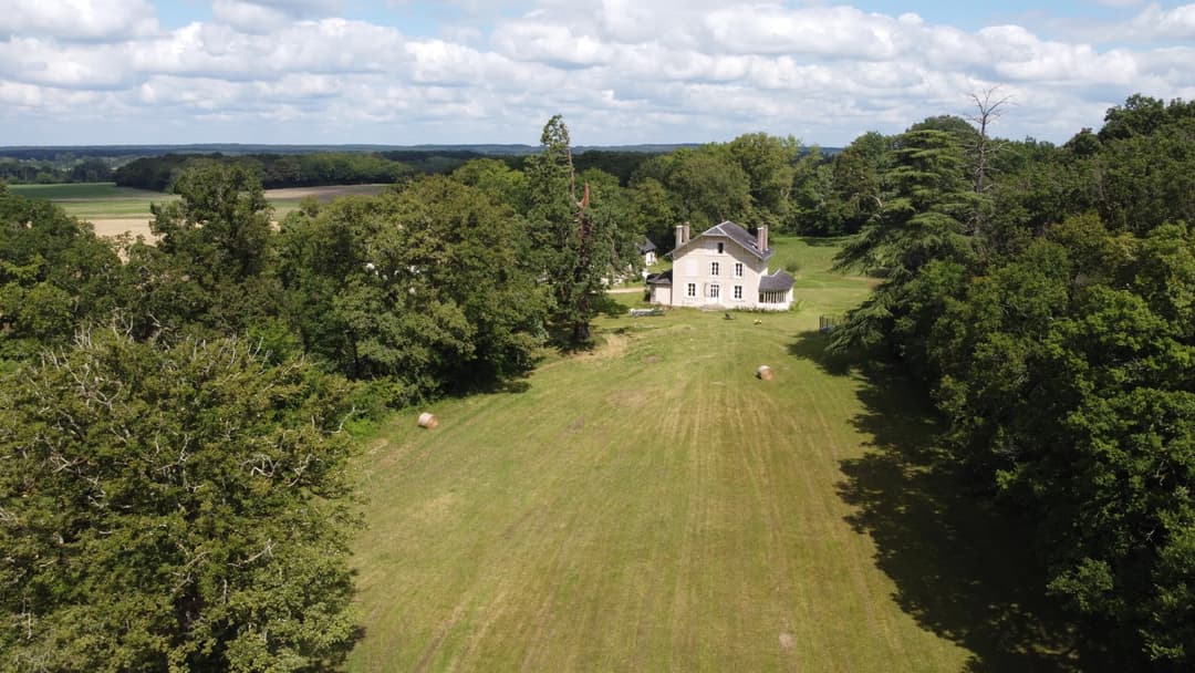 Gîte avec 2 étangs de 13 et 3 ha pour la pêche 