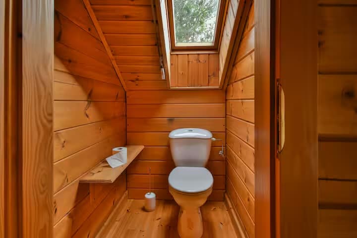 Chalet perdu au milieu de la nature 