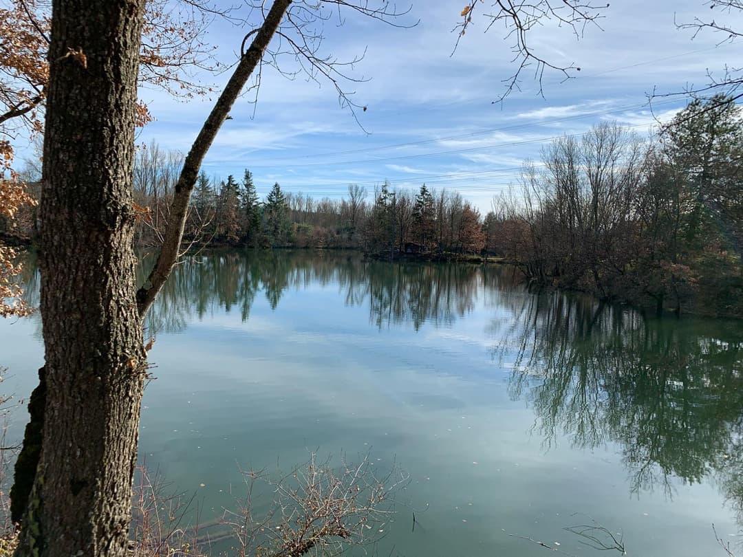 Cabane au bord d’un lac privé 