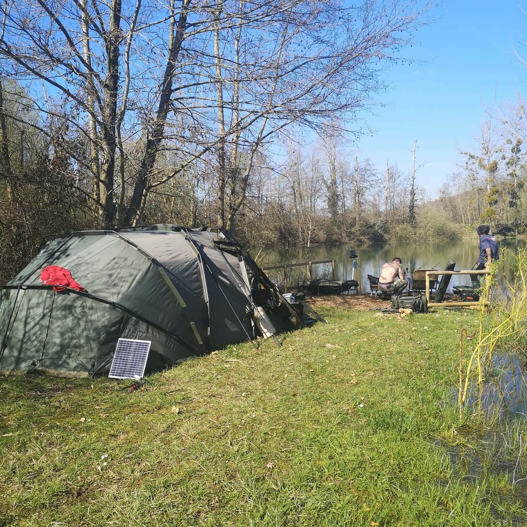 Deux étangs de 3.5ha avec un coup de pêche en rivière à louer dans la Vienne 