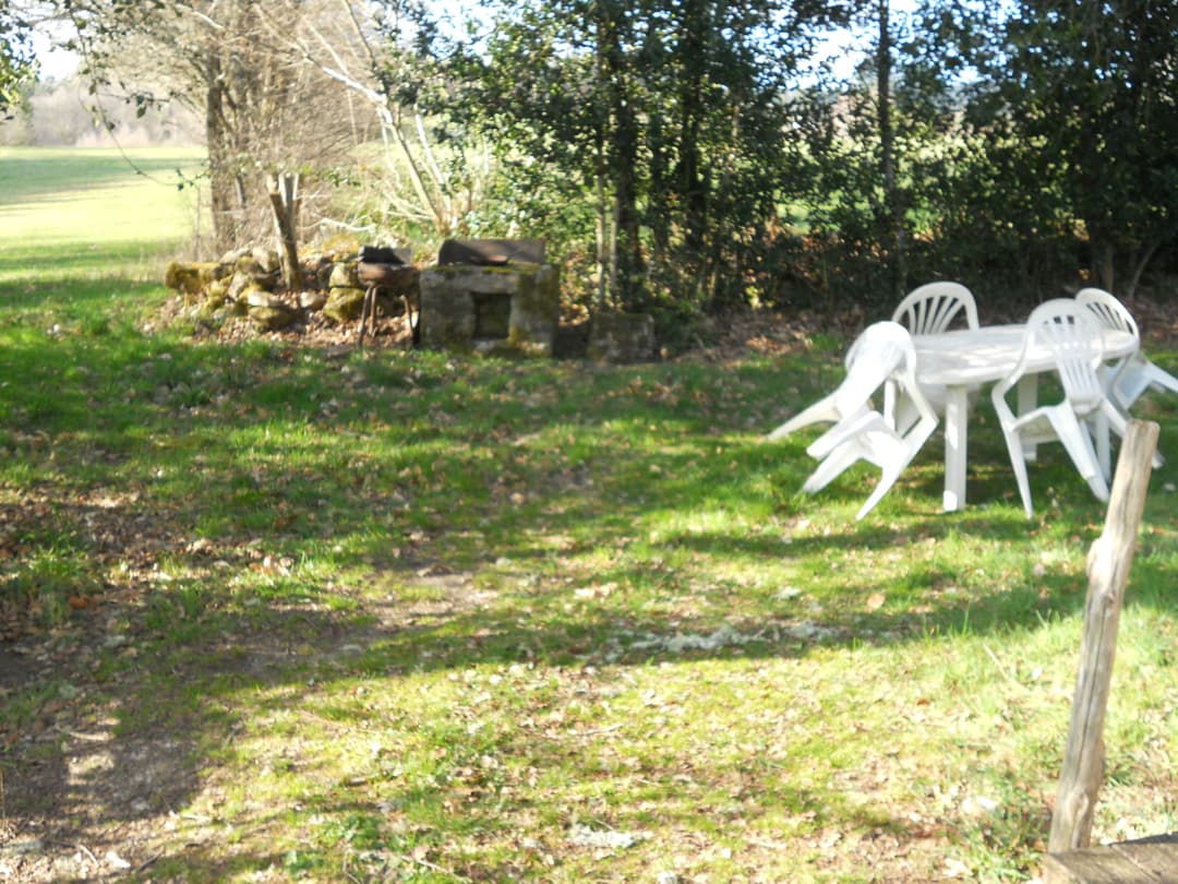 Chalet avec son étang privé de 2000m2 