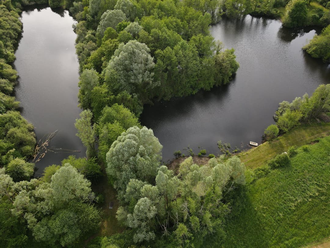 Étangs privés au cœur de la Vallée du Loir 