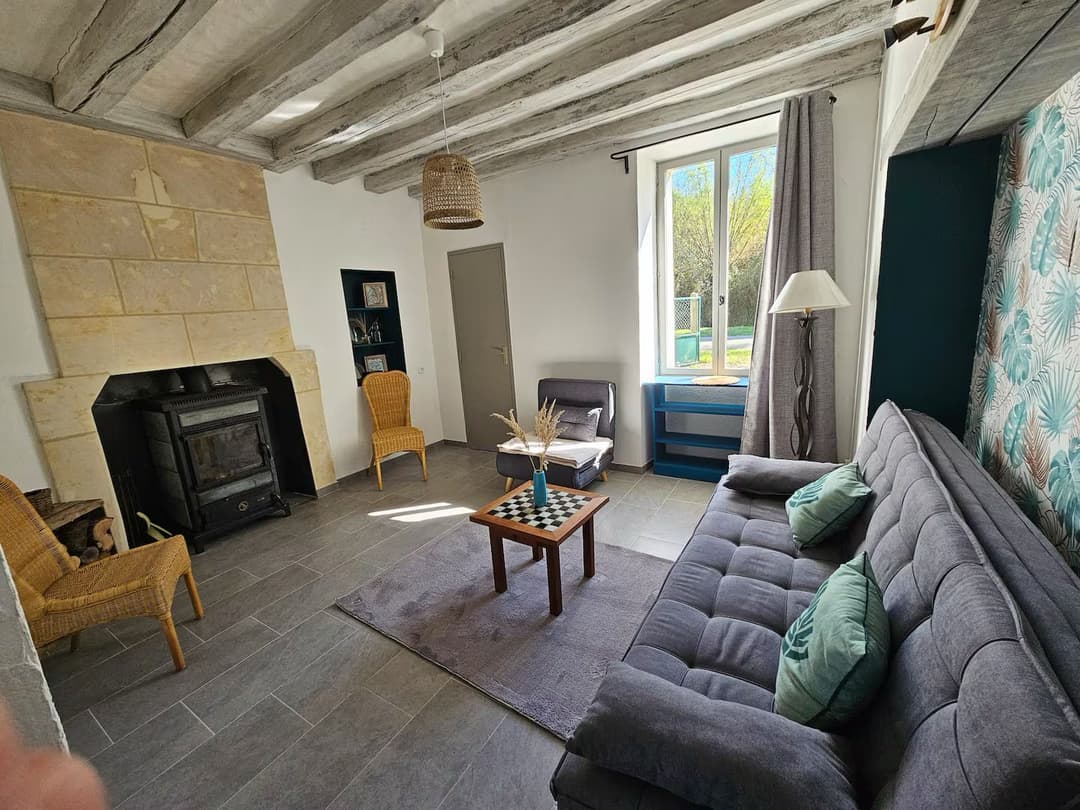 Maison de charme avec étang privé à 500 m 
