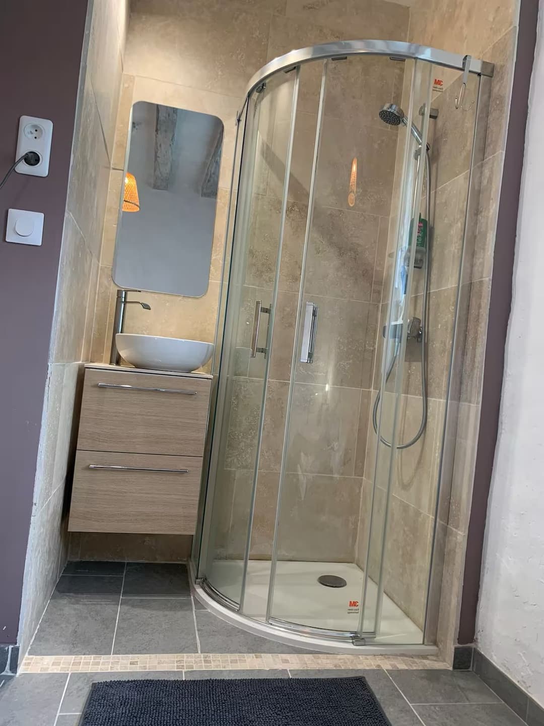 Maison de charme avec étang privé à 500 m 