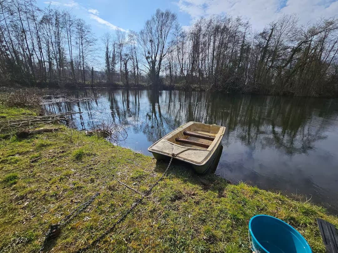 Étangs privés au cœur de la Vallée du Loir 
