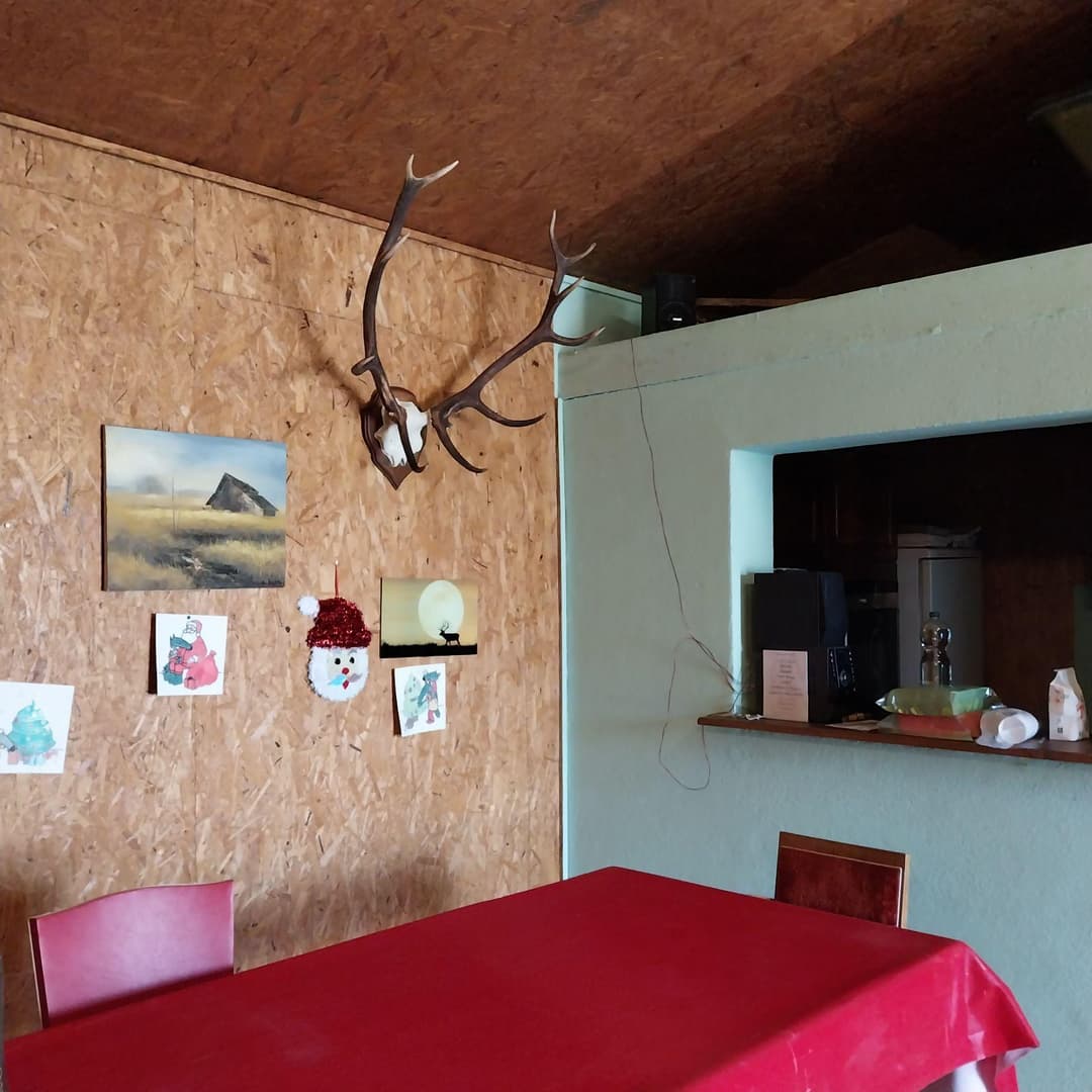 Étang de 4 ha situé en Sologne avec grande maison de chasse de 70 m2