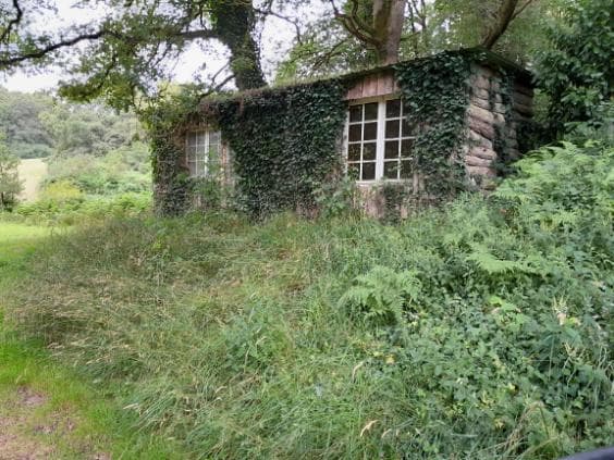 Etang à louer de 1.5ha avec une cabane de pêche