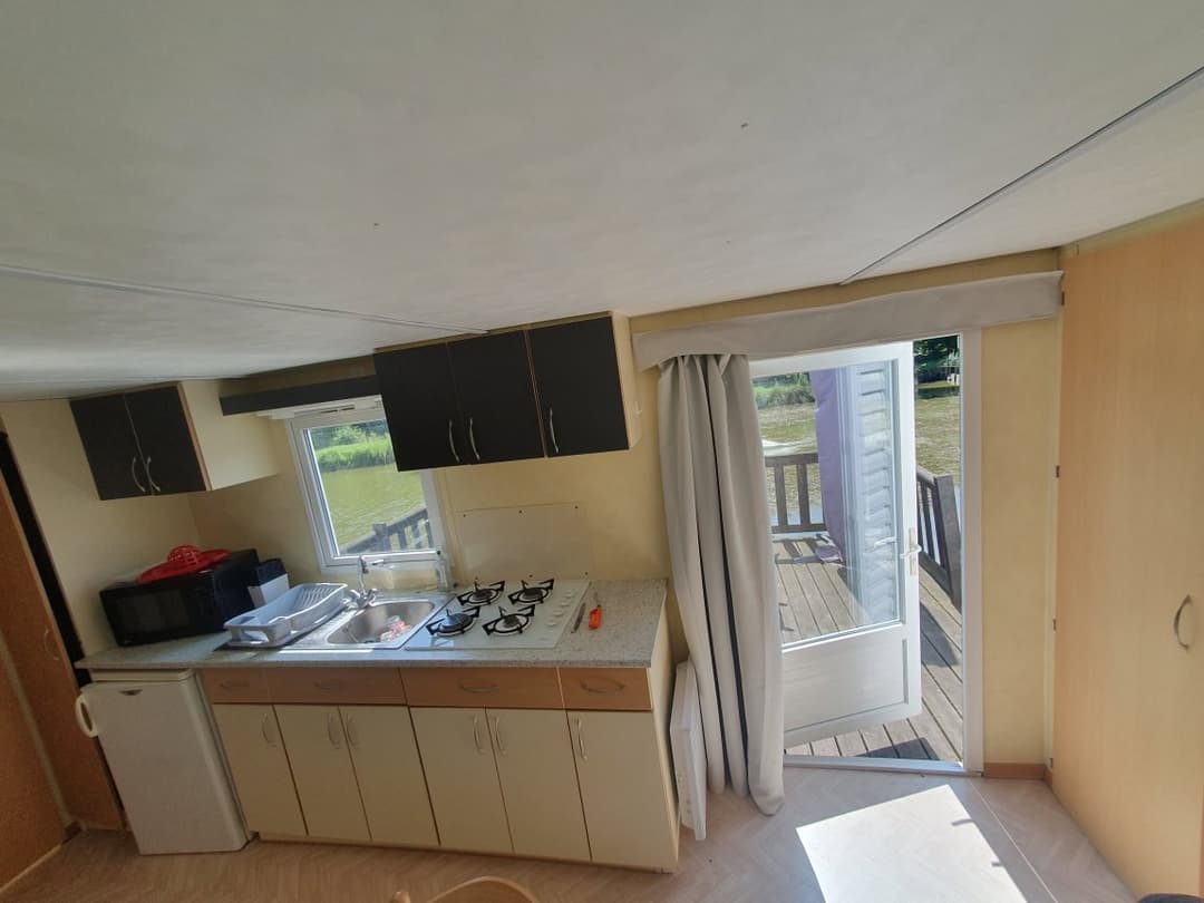 Étang dans les Dombes avec un gite 6 couchages 
