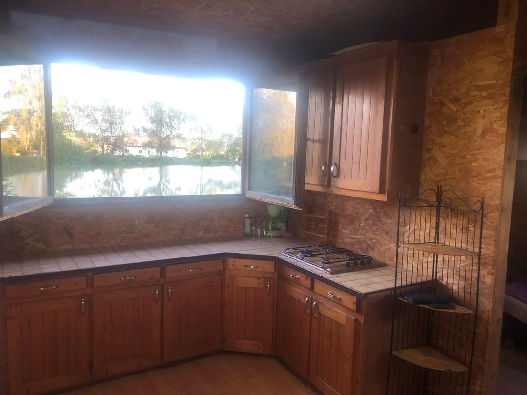 Etang carpodrome avec chalet en Alsace 
