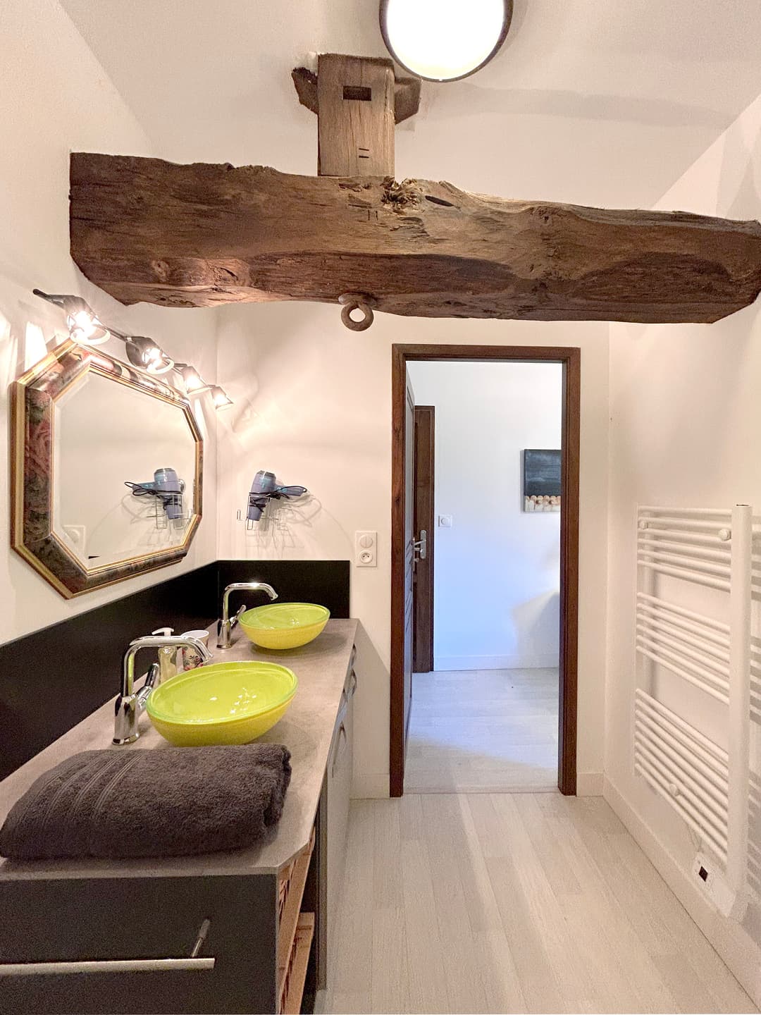 Maison au cœur du Périgord vert avec étang de 3ha