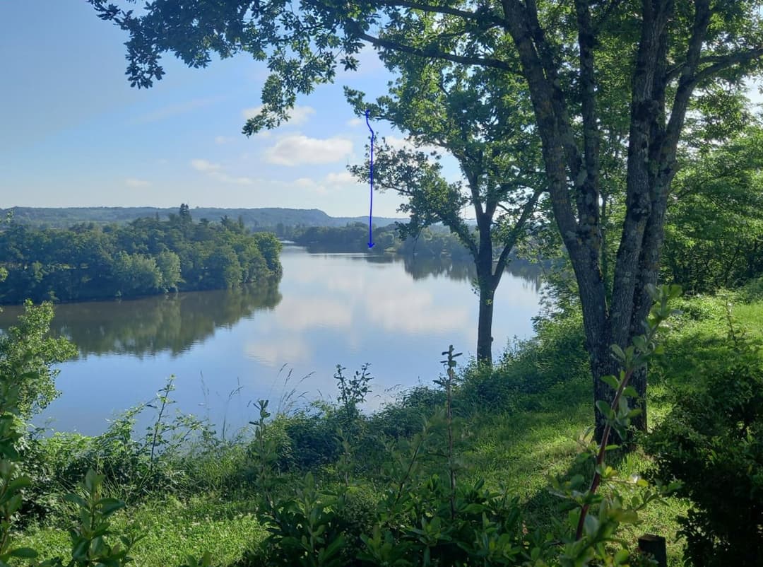 Séjour pêche Tarn-et-Garonne : maison au bord de l'eau avec bateaux