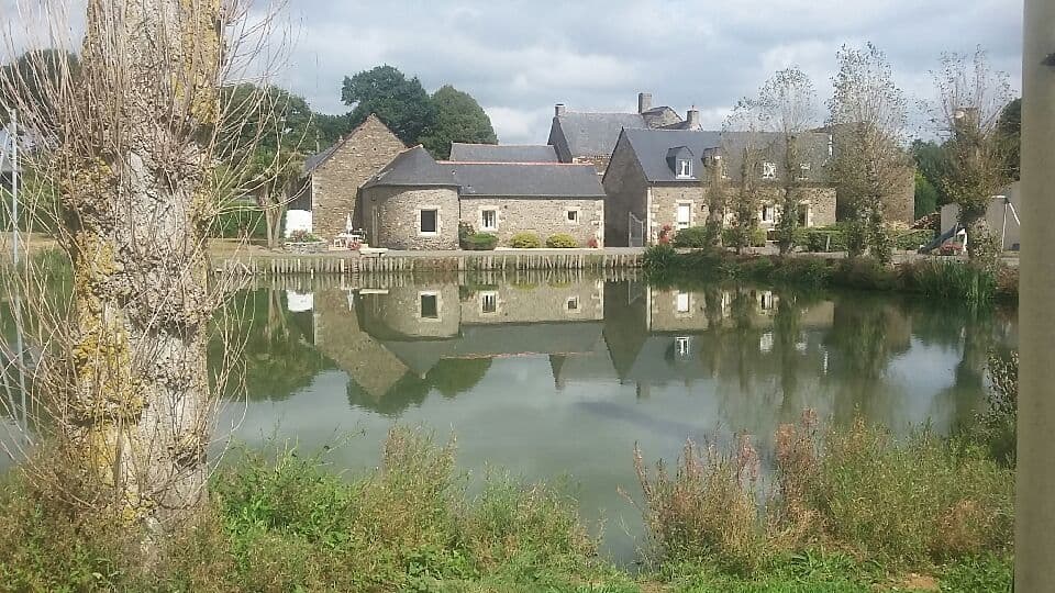 Location de deux étangs pour camper en Bretagne 