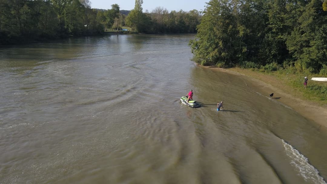 Etang de 6ha avec son mobil home 