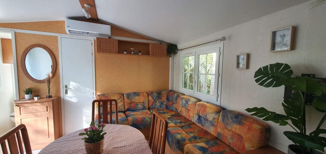 Etang de 6ha avec son mobil home 