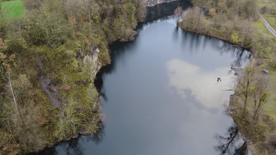 Etang en gravière de 2.5ha avec 12m de profondeur