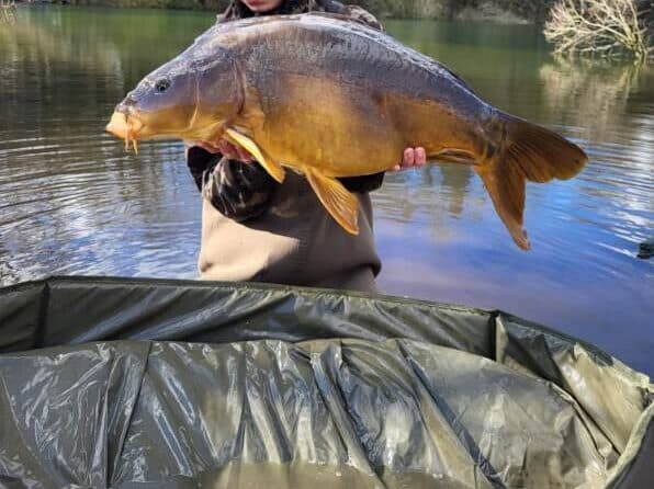 Etang en gravière de 2.5ha avec 12m de profondeur