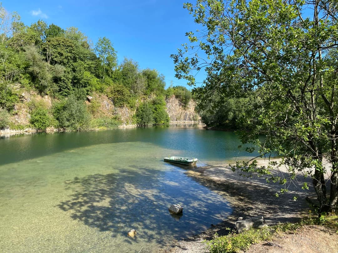 Etang en gravière de 2.5ha avec 12m de profondeur