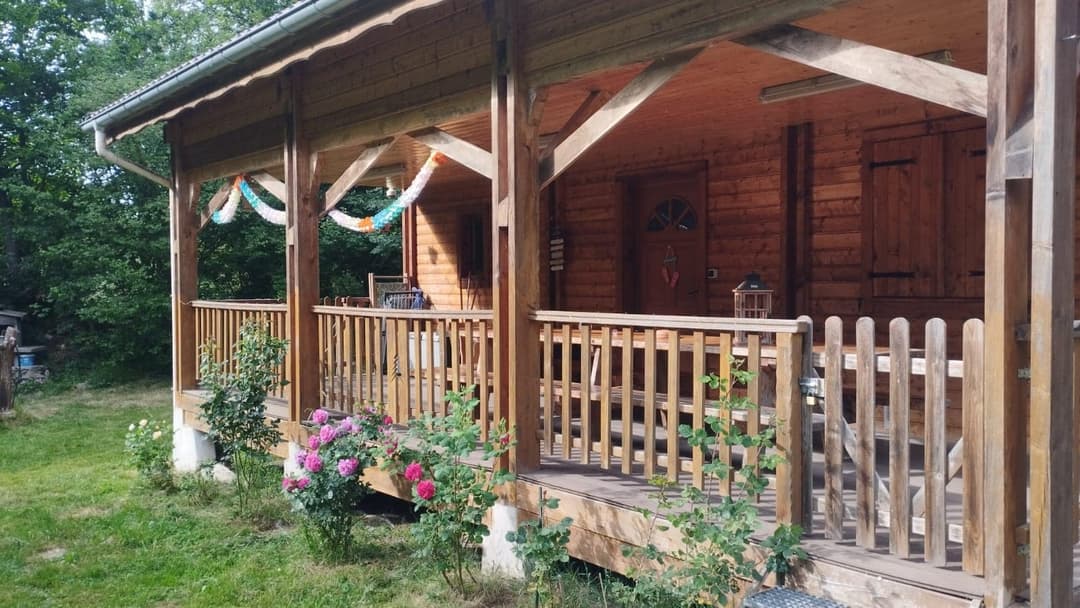 Chalet et étang près de Gérardmer 