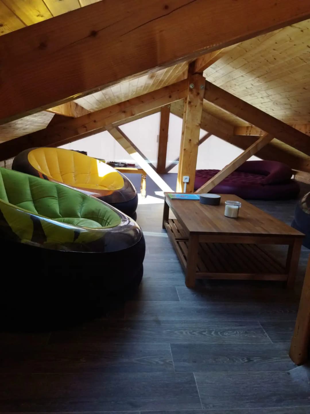Chalet et étang près de Gérardmer 