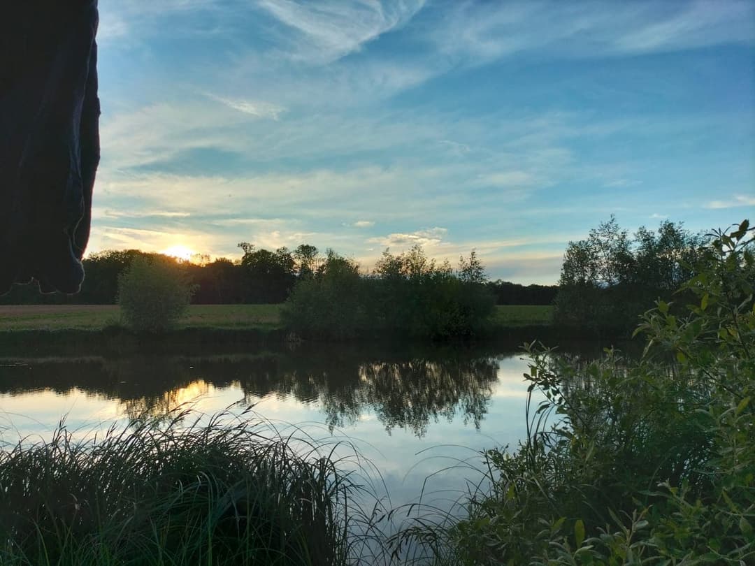 Etang au coeur des champs à louer pour un weekend 