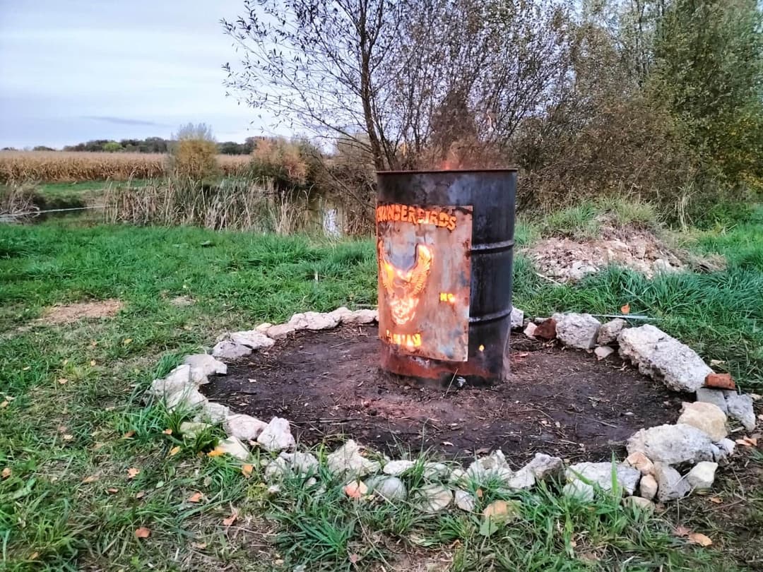 Etang au coeur des champs à louer pour un weekend 