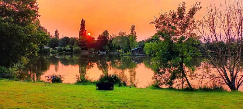 Gîte pour 6 personnes avec un étang de 2,5 hectares