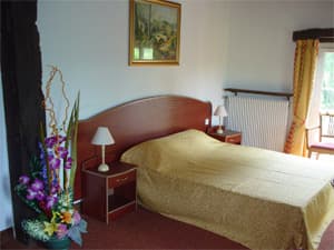 Louez 2 étangs avec une chambre tout équipée + camping autorisé dans l’eure 